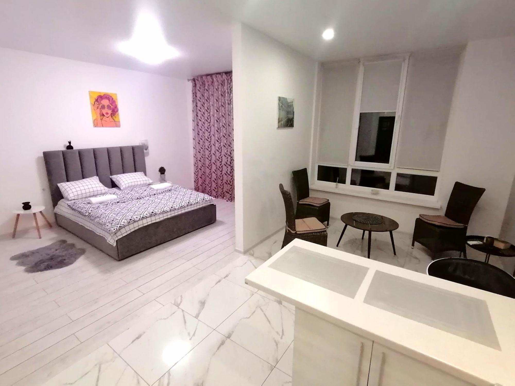 Новобудова Сам Центр Жк "Семицвіт" Apartment Lviv Luaran gambar
