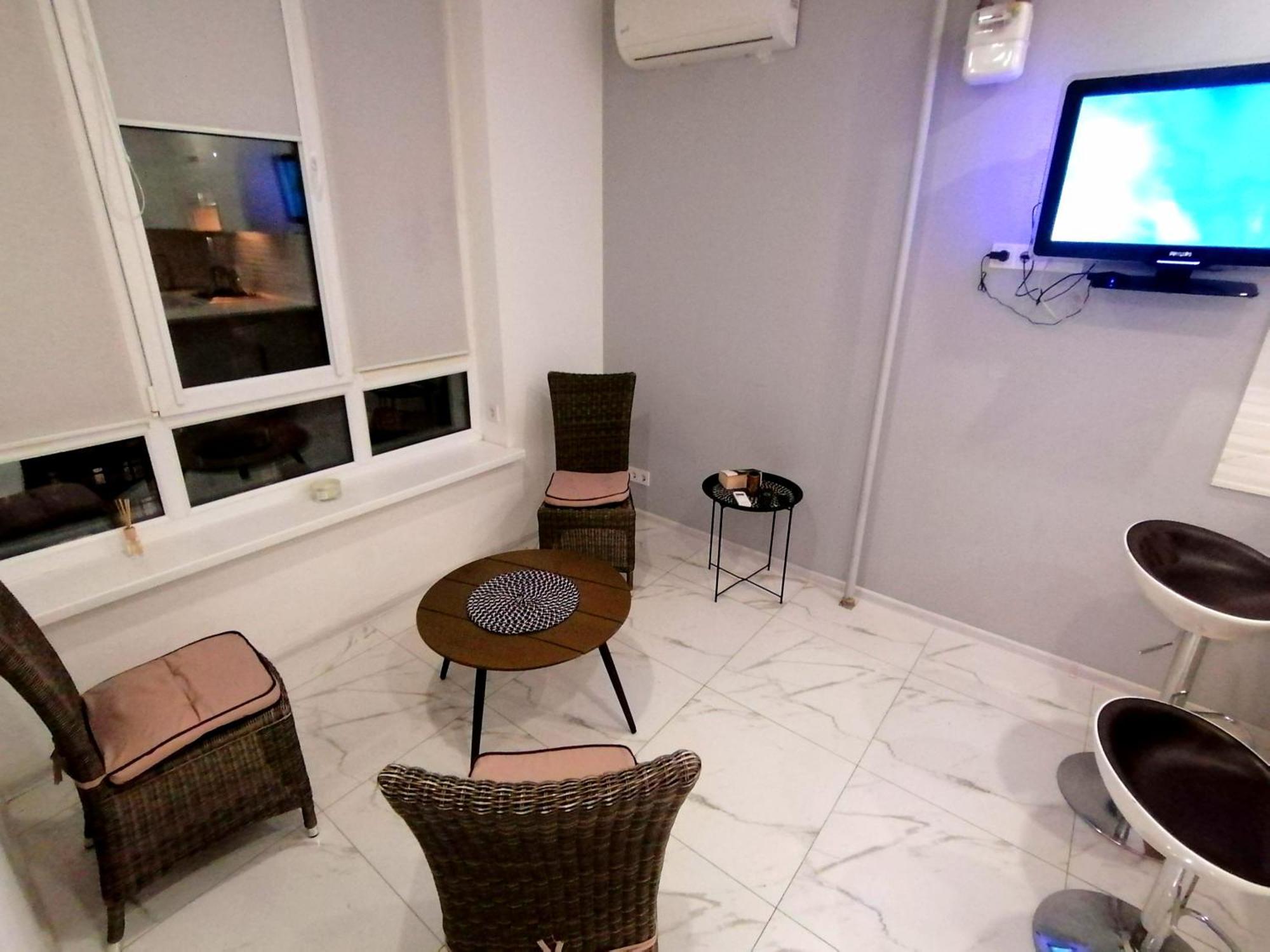 Новобудова Сам Центр Жк "Семицвіт" Apartment Lviv Luaran gambar