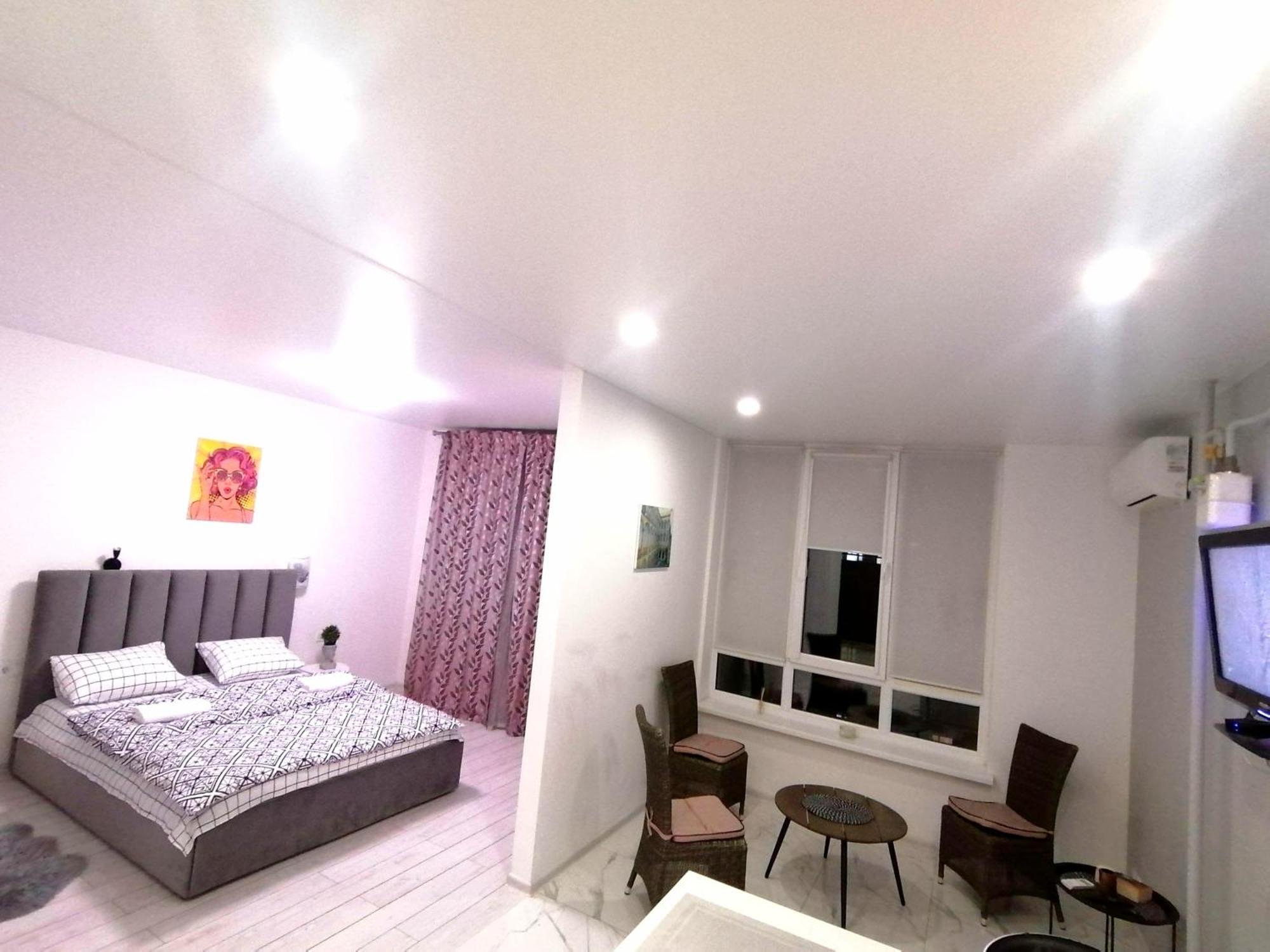 Новобудова Сам Центр Жк "Семицвіт" Apartment Lviv Luaran gambar
