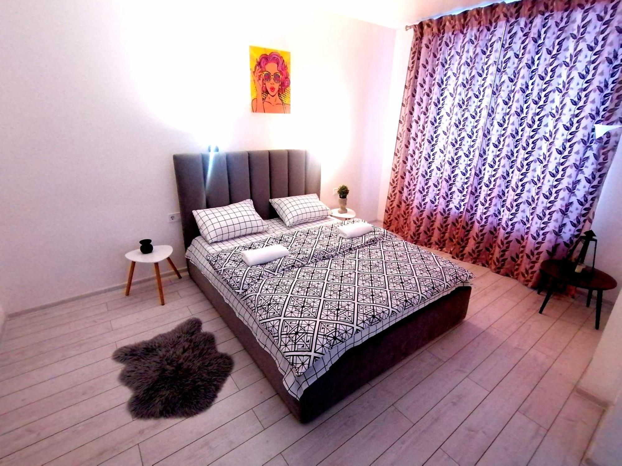 Новобудова Сам Центр Жк "Семицвіт" Apartment Lviv Luaran gambar